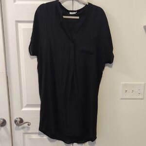 Vince Black Short-Sleeve V-Neck Tunic